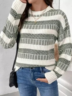 Women Pullover Sweater Hunter Green Two-Tone Jewel Neck Long Sleeves Layered Acrylic Sweaters