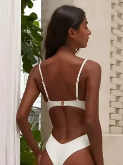 Women One Piece Swimsuits Black Metal Details Jewel Neck Backless Summer Sexy Swimwear