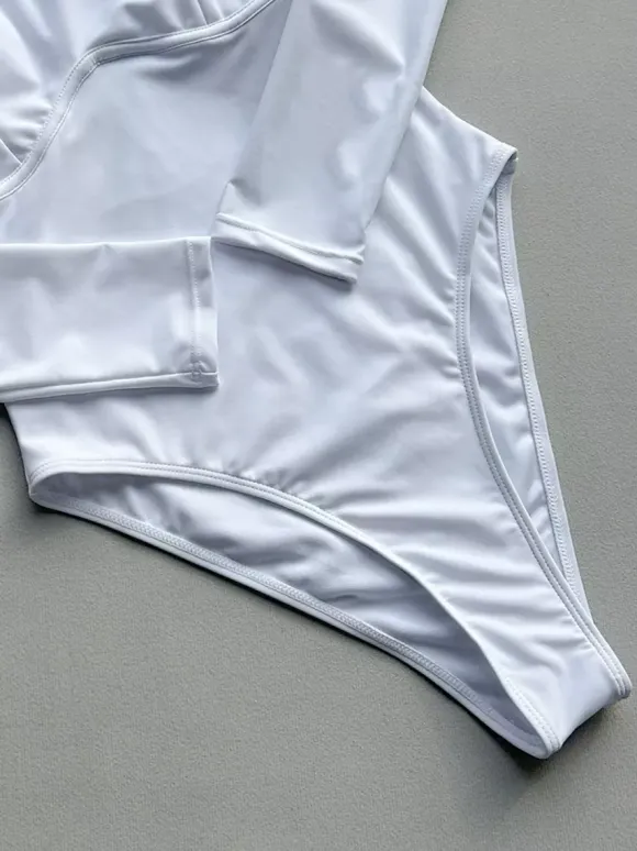 Women One Piece Swimsuits White Metal Details Jewel Neck Summer Beach Swimwear