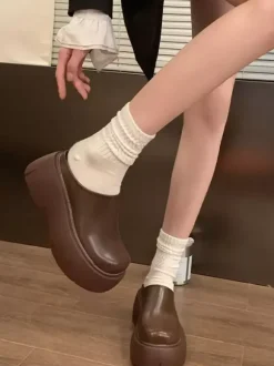 Women's Brown Clogs Round Toe Platfrom Mules