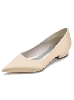 Women's Flat Bridal Pumps in Satin