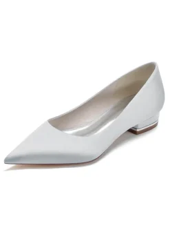 Women's Flat Bridal Pumps in Satin
