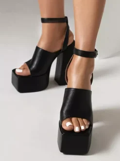 Women's Heel Sandals Square Toe Chunky Heel Faux Leather Sandals