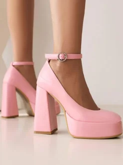 Women's High Heels Black Round Toe Chunky Heel Ankle Strap Pumps