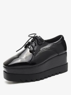 Women's Lace Up Platform Wedge Oxfords in Black