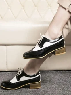 Women's Lace Up Wingtips Oxford Shoes
