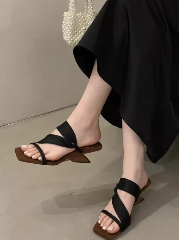 Women's Sandal Mules Open Toe Strappy Desinged Heel Sandal Slides