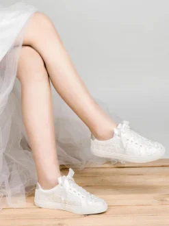 Women's Wedding Shoes Canvas Round Toe Flat Bridal Sneaker Shoes