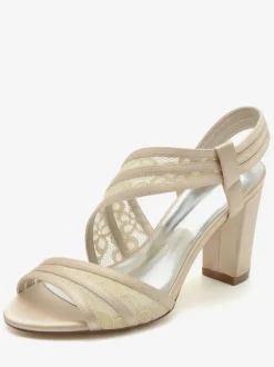 Women's Bridal Shoes Embroidered Lace Peep Toe Chunky Heel Bridal Shoes