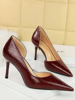 Women's Heels Chic Pumps Pointed Toe Stiletto Heel Patent PU Upper