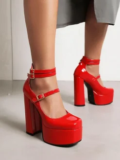 Women's Platform Chunky Heel Mary Jane Pumps in Patent Leather