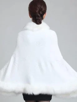 Women's Poncho Knitwear Oversized Faux Fur Coat Spring Outerwear