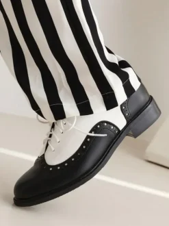 Women's Round Toe Puppy Heel PU Leather Oxfords