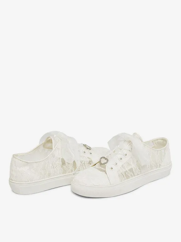 Women's Wedding Shoes Metal Details Canvas Round Toe Flat Bridal Sneaker Shoes
