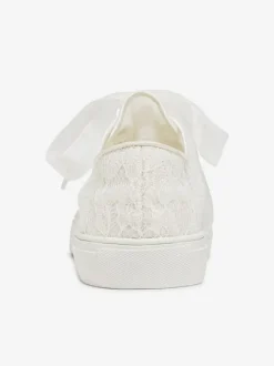 Women's Wedding Shoes Metal Details Canvas Round Toe Flat Bridal Sneaker Shoes