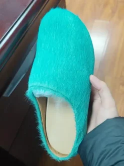 Women Winter Slippers Faux Fur Hair Round Toe slides